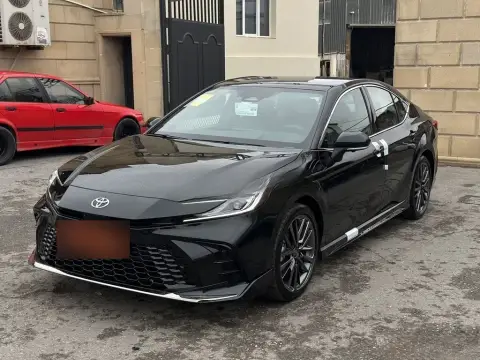 Toyota Camry 2026 — миниатюра 1