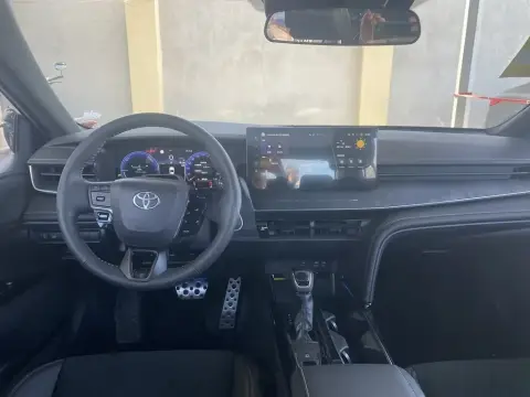 Toyota Camry 2026 — миниатюра 3