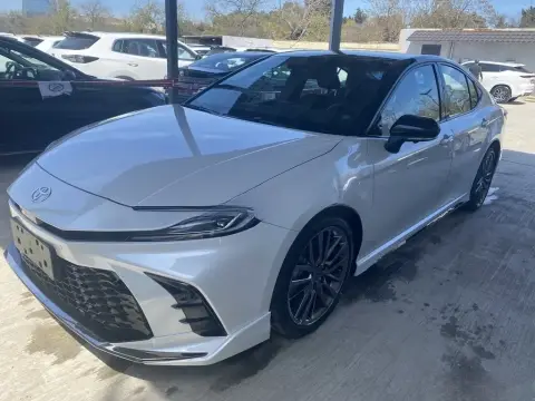 Toyota Camry 2026 — миниатюра 8