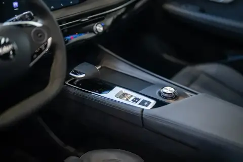 Dongfeng Aeolus Huge 2026 — миниатюра 8