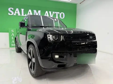 Land Rover Defender 2025