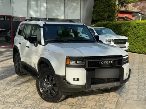 Toyota Land Cruiser Prado 2026 — миниатюра 4