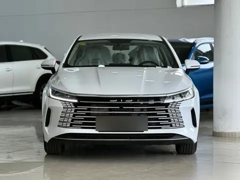BYD Destroyer 05 2025 — миниатюра 2