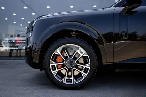 Lynk & Co 900 2026 — миниатюра 8