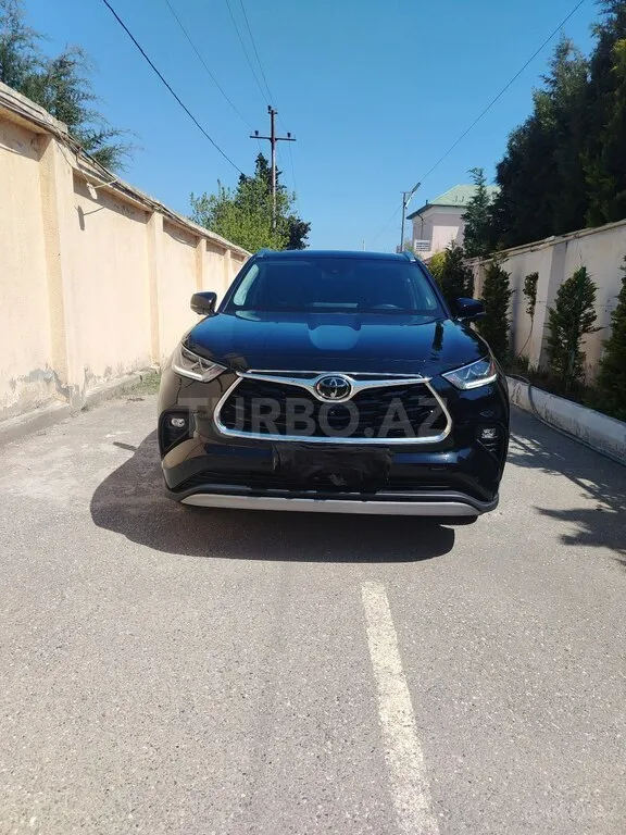 Toyota Highlander 2025 — фото 1 из 10