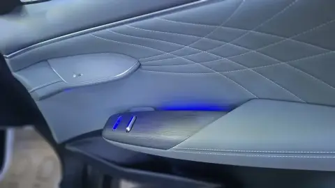 Changan Deepal S07 2025 — миниатюра 9