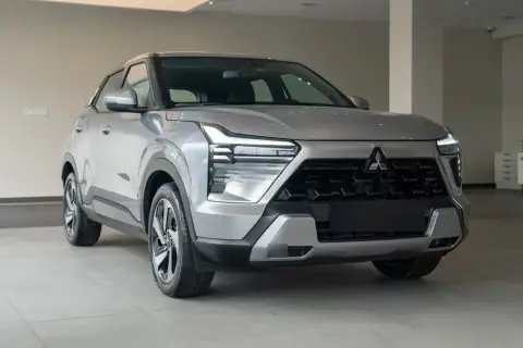 Mitsubishi Outlander Sport 2026 — миниатюра 2