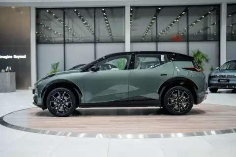 Zeekr X 2026 — миниатюра 8