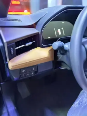 Toyota Avalon 2025 — миниатюра 8