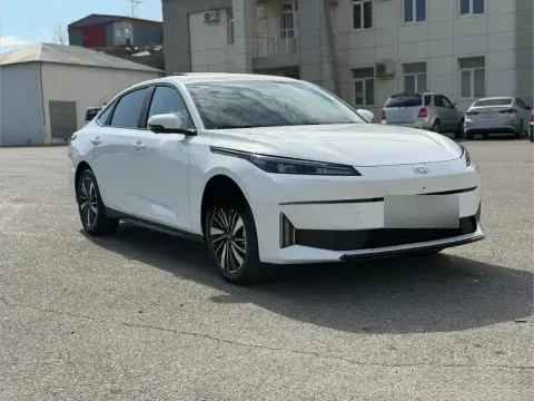 Changan Qiyuan A05 2025 — миниатюра 3
