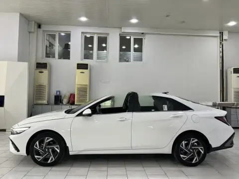 Hyundai Elantra 2026 — миниатюра 8