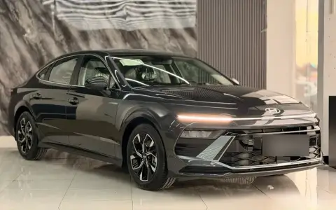 Hyundai Sonata 2025 — миниатюра 2