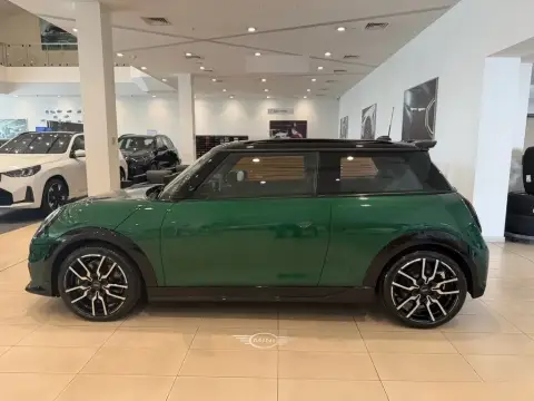 Mini Cooper S 2025 — миниатюра 7