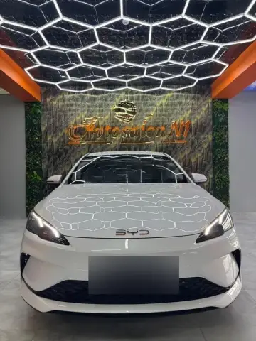 BYD Seal 05 2025 — миниатюра 1
