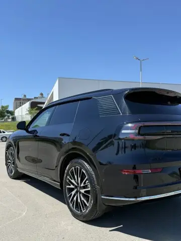 Changan Qiyuan Q07 2025 — миниатюра 8