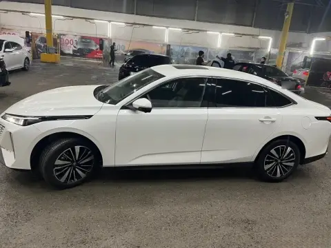 Changan Eado 2025 — миниатюра 2