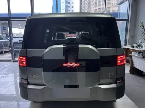BYD Leopard 7 2025 — миниатюра 6