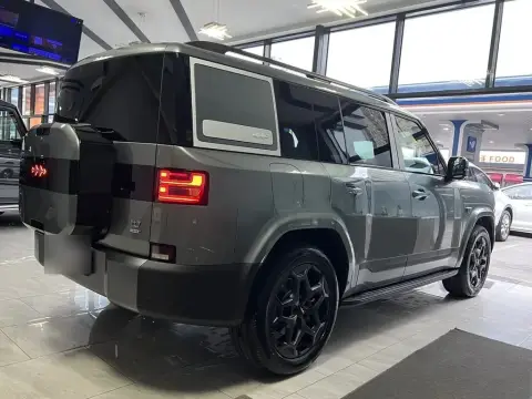 BYD Leopard 7 2025 — миниатюра 8