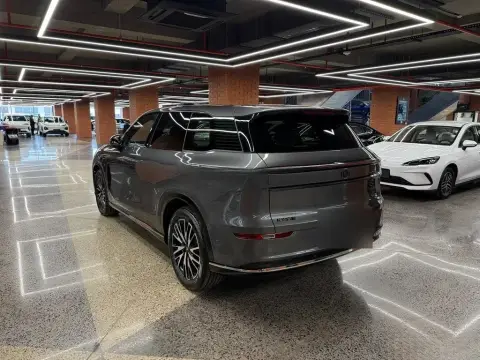 Changan Qiyuan Q07 2025 — миниатюра 7