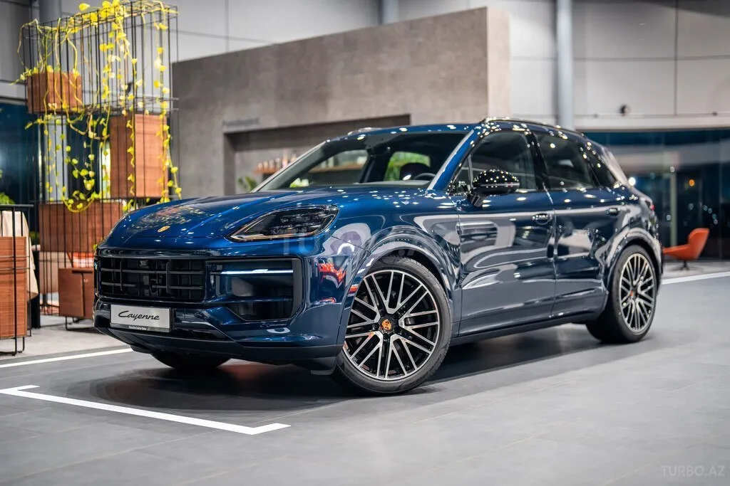 Porsche Cayenne 2025 — фото 1 из 10