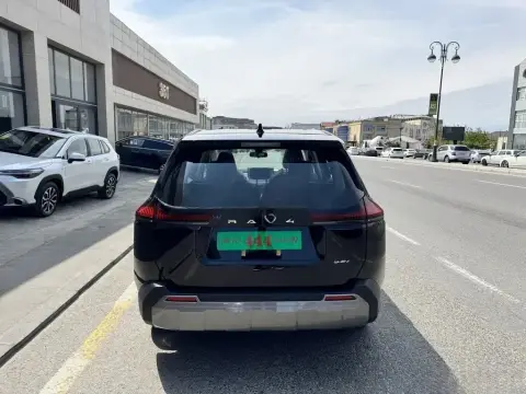 Toyota RAV4 2026 — миниатюра 4
