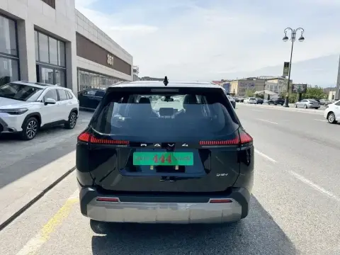Toyota RAV4 2026 — миниатюра 5
