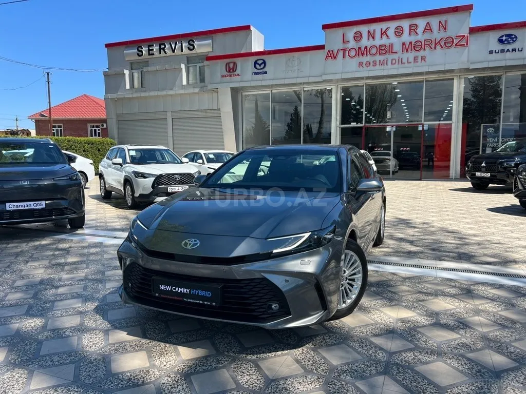 Toyota Camry 2026 — фото 1 из 10