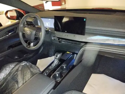 Toyota Camry 2026 — миниатюра 8