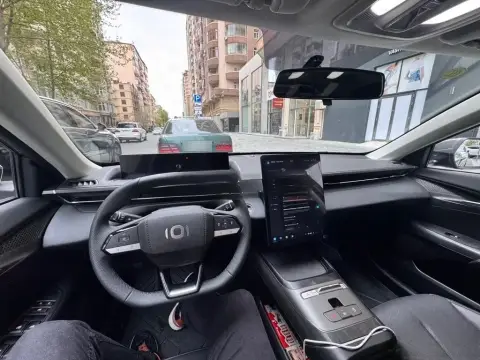 Changan Qiyuan A05 2025 — миниатюра 2