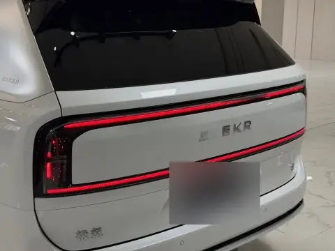 Zeekr 9X 2025 — миниатюра 6