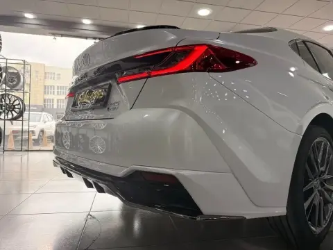 Toyota Camry 2025 — миниатюра 8
