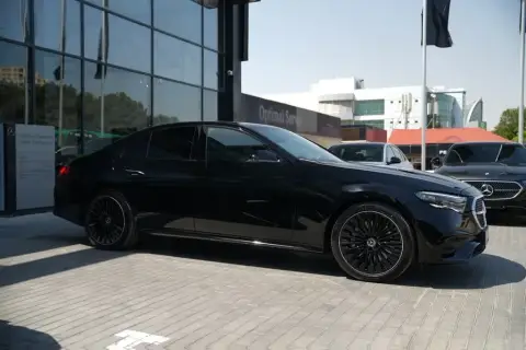 Mercedes-Benz E 300 2026 — миниатюра 2