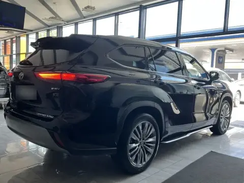Toyota Highlander 2025 — миниатюра 9