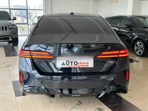 BMW i5 2025 — миниатюра 8
