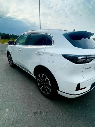 Changan Qiyuan Q05 2025 — миниатюра 6
