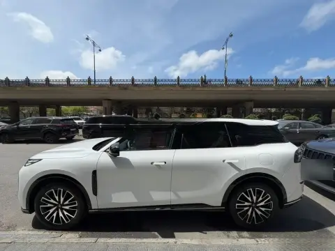 Changan Qiyuan Q07 2025 — миниатюра 7