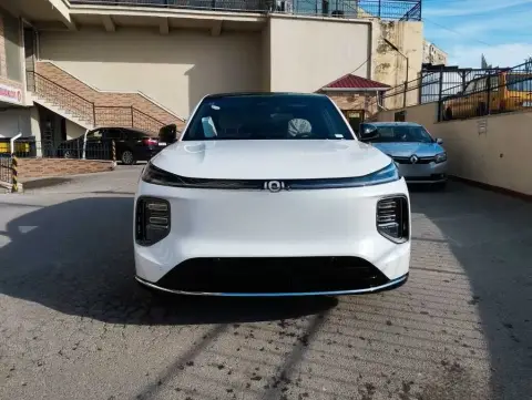 Changan Qiyuan Q07 2025 — миниатюра 2