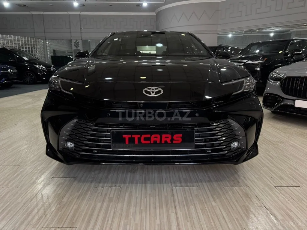 Toyota Camry 2026 — фото 1 из 10