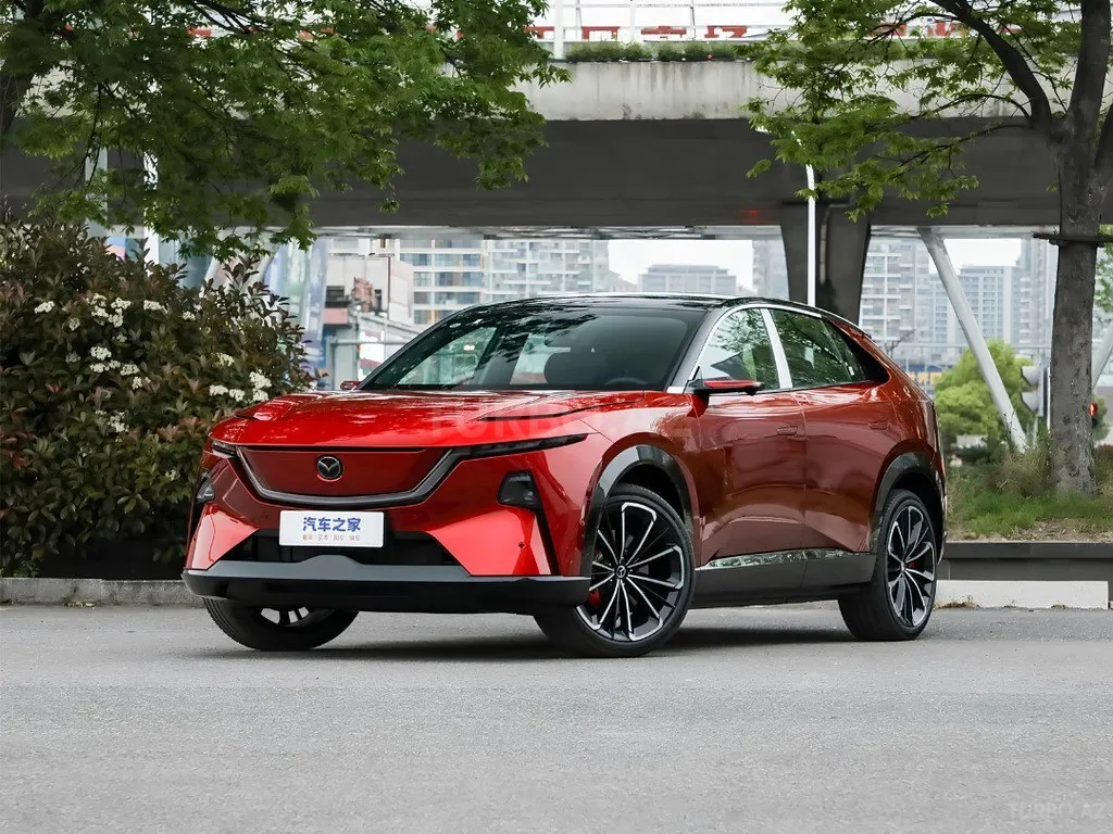Mazda EZ-60 2026 — фото 1 из 10