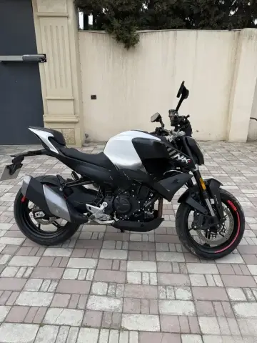CFMOTO 450 NK 2025