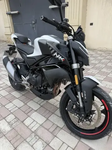 CFMOTO 450 NK 2025 — миниатюра 2