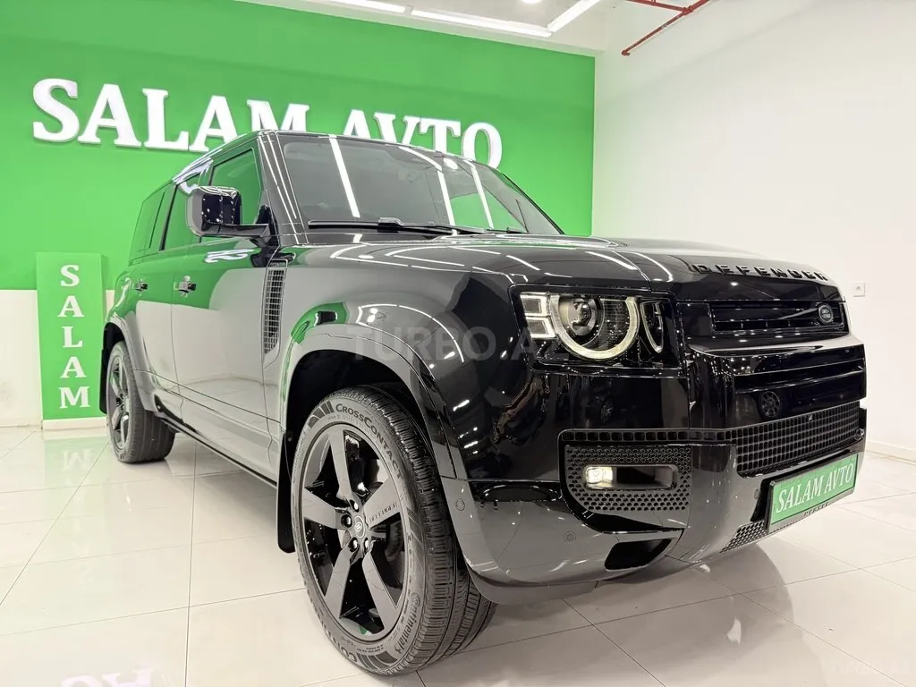 Land Rover Defender 2025 — фото 1 из 10