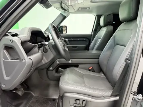 Land Rover Defender 2025 — миниатюра 7