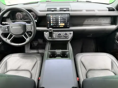 Land Rover Defender 2025 — миниатюра 9