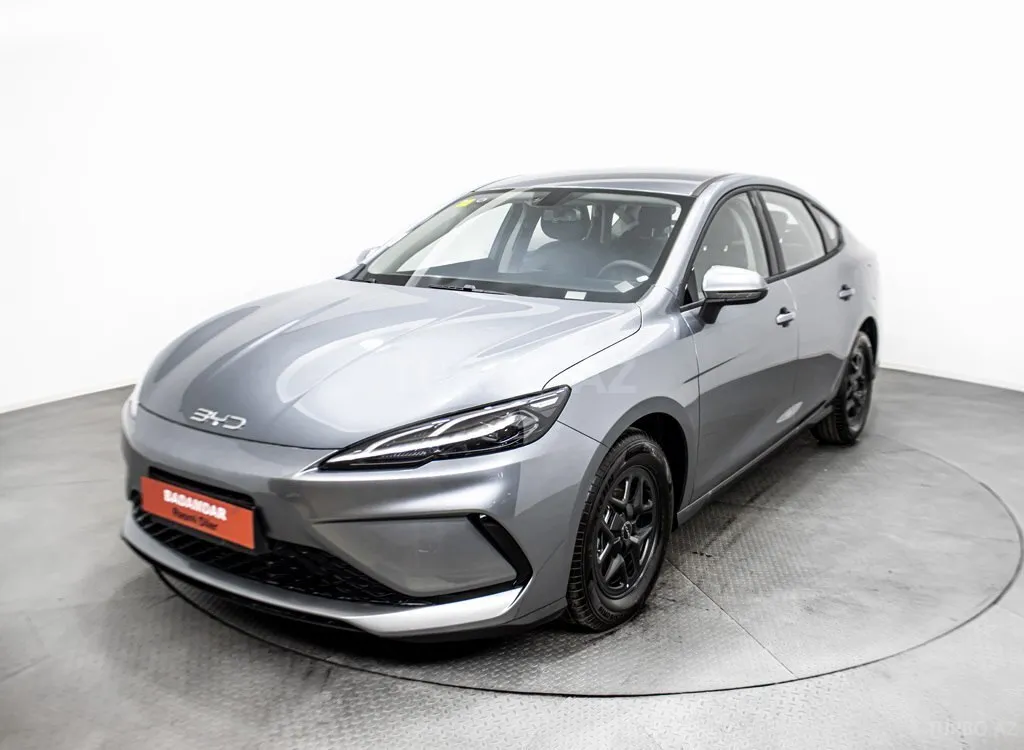 BYD Seal 05 2025 — фото 1 из 10