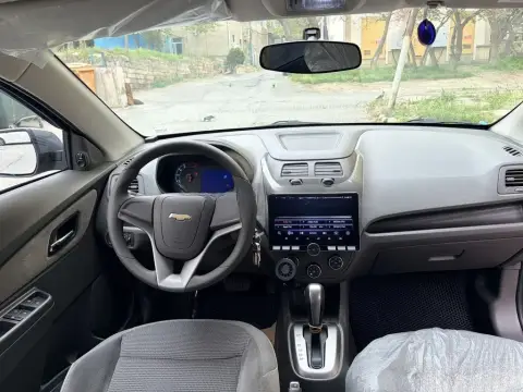 Chevrolet Cobalt 2025 — миниатюра 8