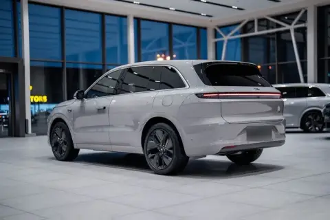 Li Auto L6 2025 — миниатюра 6