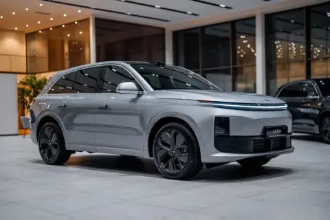 Li Auto L6 2025 — миниатюра 8
