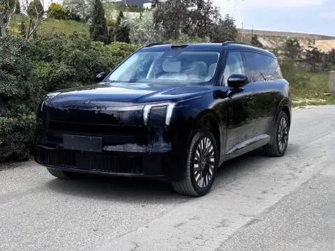 Lynk & Co 900 2025 — миниатюра 2