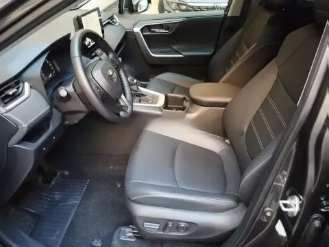 Toyota RAV4 2025 — миниатюра 9